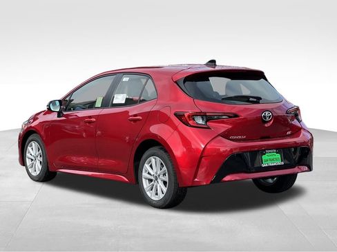 New 2026 Toyota Corolla SE image 3