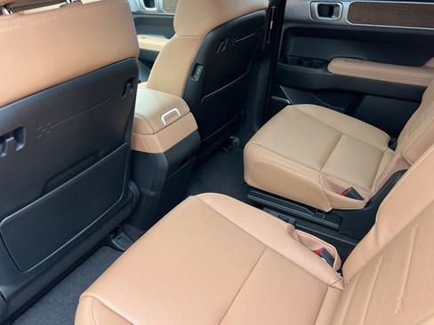 New 2026 Hyundai Santa Fe Limited AWD/4WD image 12