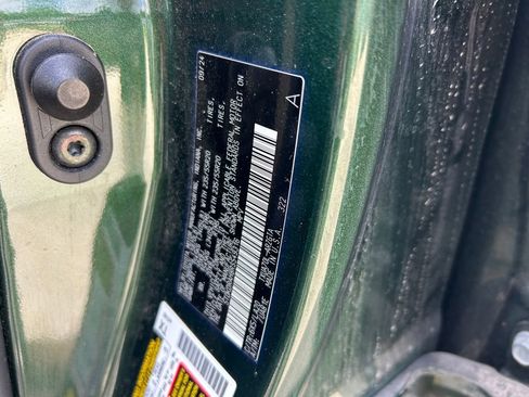 Used 2024 Toyota Highlander Platinum image 10