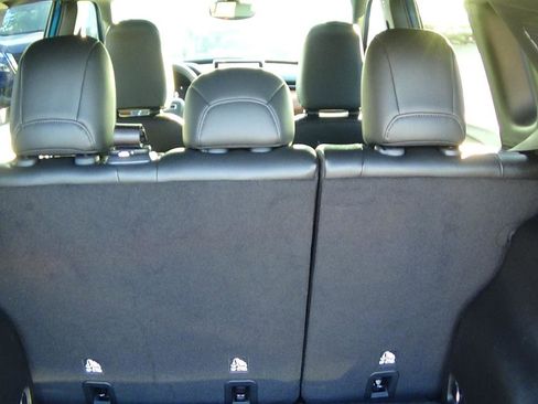 Certified 2025 Jeep Compass Limited w/ Elite Group image 12