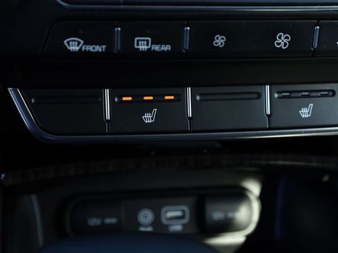 Used 2019 Kia Sorento EX image 8