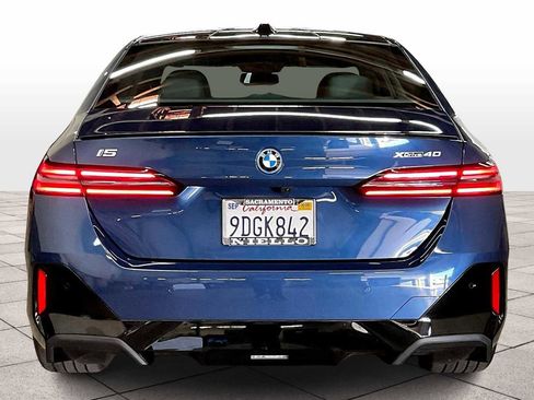 Used 2025 BMW i5 xDrive40 w/ Executive Package image 7