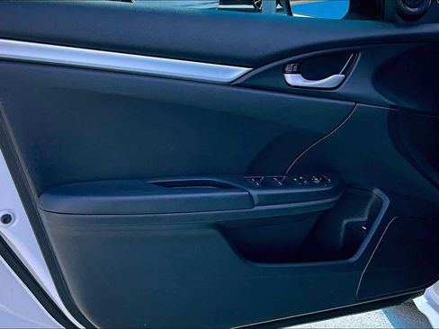 Used 2020 Honda Civic Sport image 22