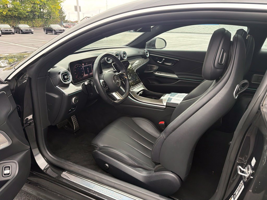 Used 2025 Mercedes-Benz CLE 300 4MATIC Coupe image 17