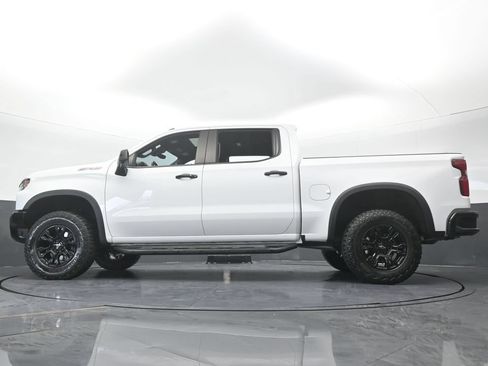 Used 2024 Chevrolet Silverado 1500 ZR2 w/ Technology Package AWD/4WD image 67