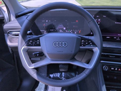 New 2025 Audi Q5 Premium Plus image 13