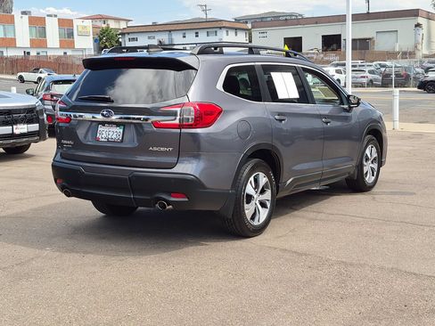 Certified 2023 Subaru Ascent Premium w/ Convenience Package AWD/4WD image 8
