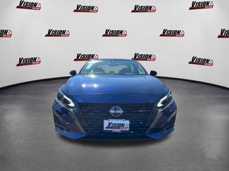 Used 2023 Nissan Altima 2.5 SR video 2