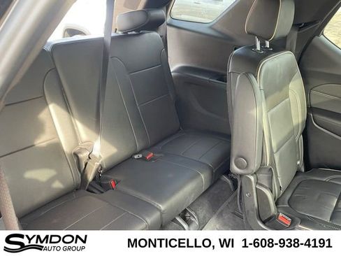 Used 2023 Chevrolet Traverse Premier w/ Redline Edition image 26