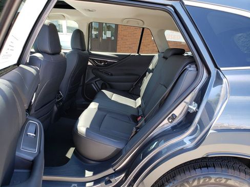 Used 2024 Subaru Outback Limited AWD/4WD image 11