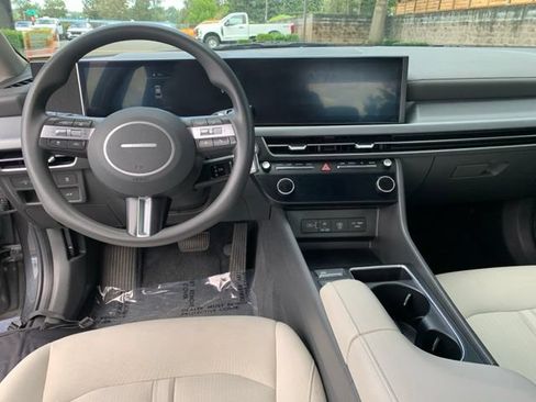 Certified 2024 Hyundai Sonata SEL FWD image 13