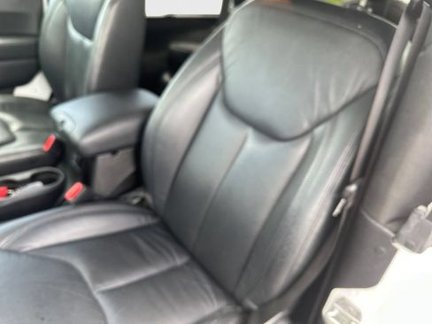 Used 2016 Jeep Wrangler Sahara w/ Connectivity Group AWD/4WD image 24