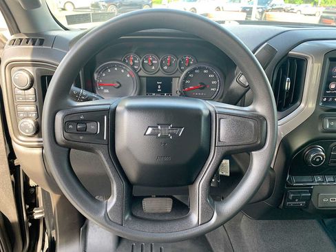 Certified 2021 Chevrolet Silverado 1500 Custom Trail Boss w/ LPO, Dark Essentials Package AWD/4WD image 11