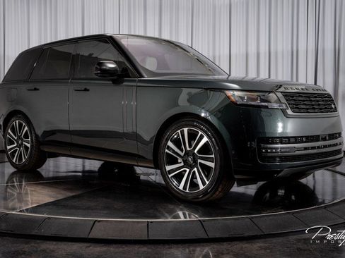 Used 2023 Land Rover Range Rover SE image 18