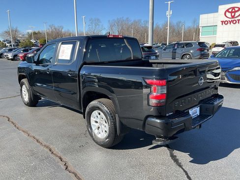 Used 2024 Nissan Frontier SV w/ Technology Package image 15