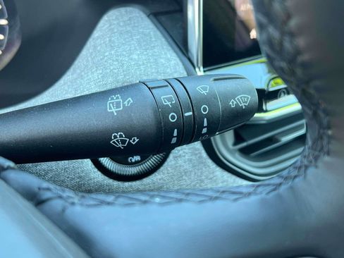 Used 2022 Jeep Compass Latitude image 13