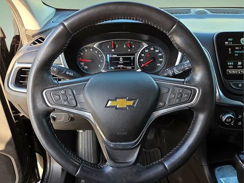 Used 2018 Chevrolet Equinox LT w/ Sun & Infotainment Package FWD image 24