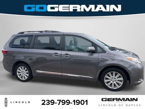 Used 2017 Toyota Sienna XLE w/ XLE Navigation Package image 8