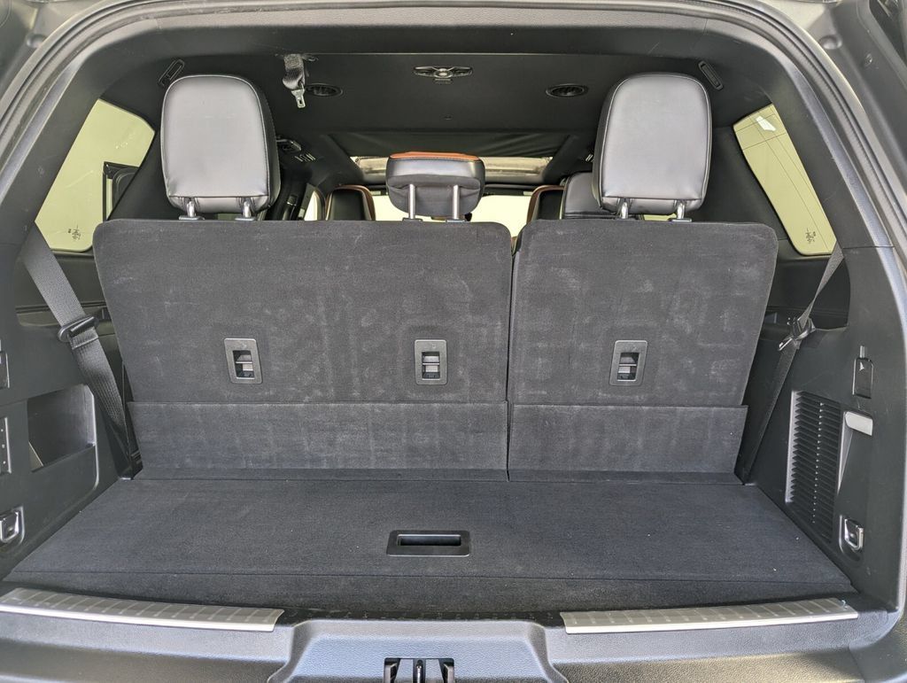 Used 2021 Lincoln Navigator Reserve RWD image 25