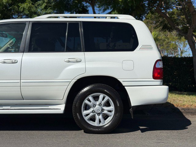 Used 2004 Lexus LX 470 4WD image 4