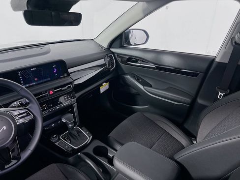 New 2026 Kia Seltos S FWD image 20