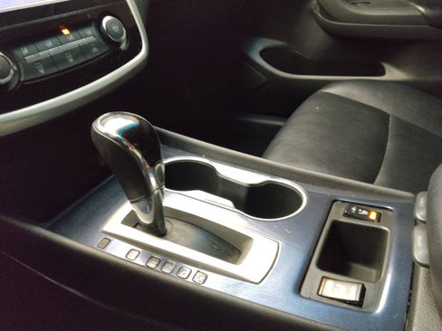 Used 2018 Nissan Altima 2.5 SR w/ SR Midnight Edition image 26