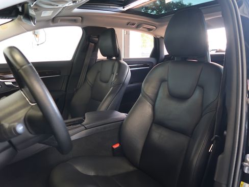 Used 2018 Volvo S90 T6 Momentum AWD/4WD image 13