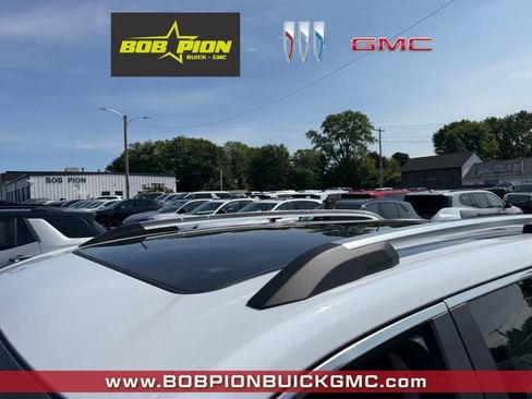 New 2027 GMC Terrain Denali w/ LPO, Black Badging Package AWD/4WD image 6