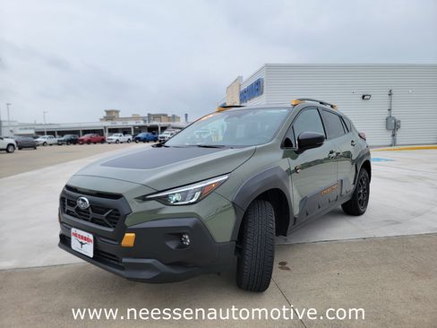 Used 2024 Subaru Crosstrek 2.5i Wilderness AWD/4WD image 3