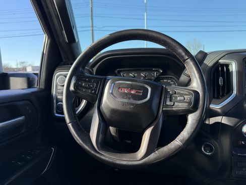 Used 2021 GMC Sierra 2500 AT4 w/ AT4 Preferred Package image 18
