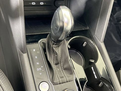 Used 2023 Volkswagen Atlas Cross Sport SEL R-Line image 16