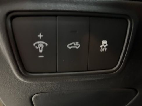 Used 2023 Hyundai Santa Cruz SEL image 19