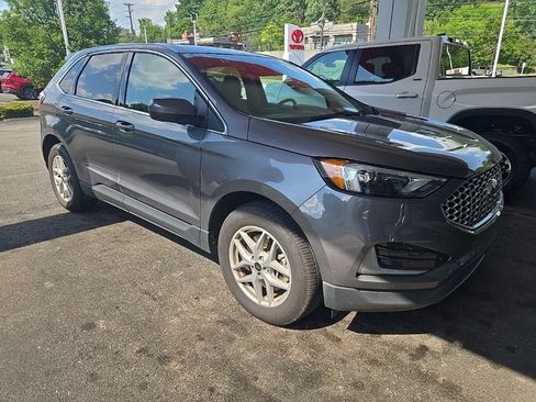Used 2024 Ford Edge SEL AWD/4WD image 12