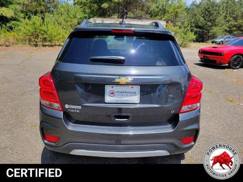 Used 2017 Chevrolet Trax LT FWD image 5