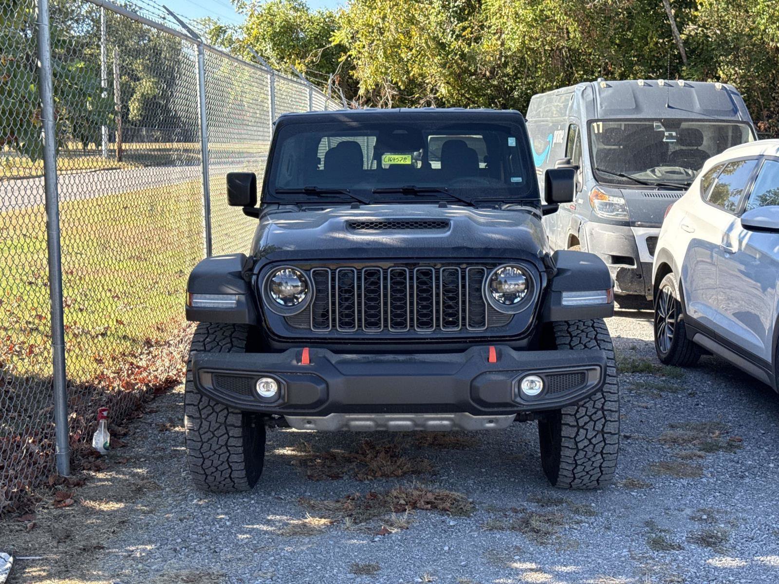 Used 2026 Jeep Gladiator Mojave AWD/4WD image 2