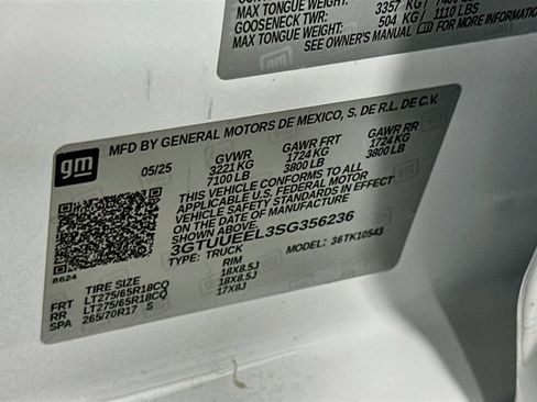 Used 2025 GMC Sierra 1500 AT4 AWD/4WD image 34