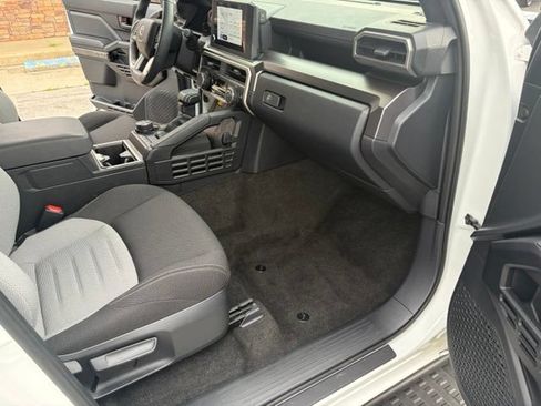 Used 2025 Toyota 4Runner 4WD image 37