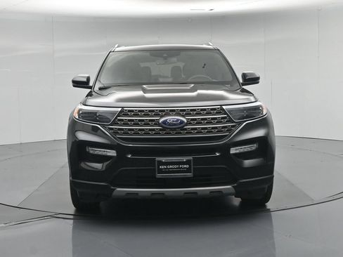 Certified 2023 Ford Explorer King Ranch w/ Technology Package AWD/4WD image 32