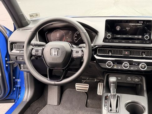 Certified 2024 Honda Civic Sport image 16