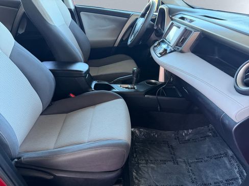 Used 2014 Toyota RAV4 XLE AWD/4WD image 20