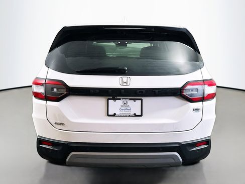 Certified 2025 Honda Pilot EX-L image 6