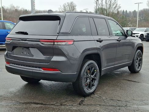 New 2026 Jeep Grand Cherokee Altitude AWD/4WD image 6