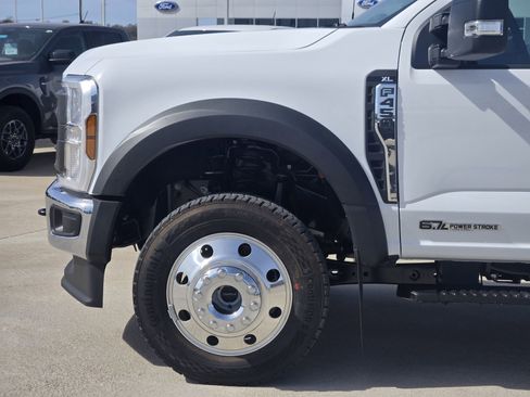 New 2026 Ford F450 XL w/ XL Driver Assist Package AWD/4WD image 9