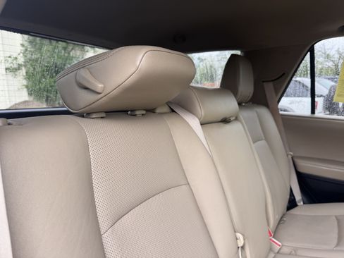 Used 2017 Toyota 4Runner Limited AWD/4WD image 19