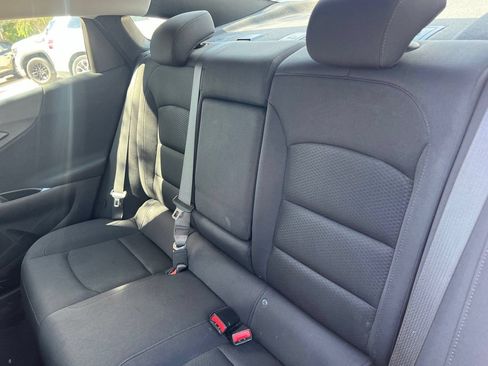 Used 2025 Chevrolet Malibu LT FWD image 23