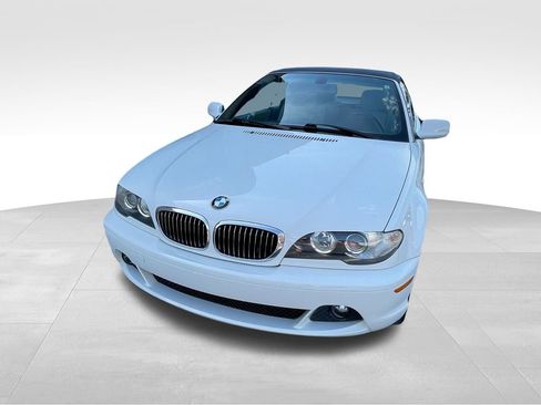 Used 2005 BMW 325Ci Convertible image 9
