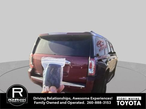 Used 2017 GMC Yukon Denali w/ Open Road Package AWD/4WD image 5