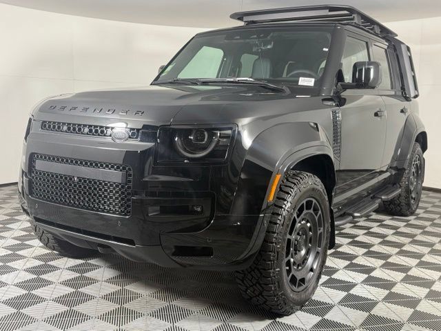 New 2026 Land Rover Defender 110 OCTA AWD/4WD image 2