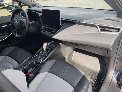 Used 2025 Toyota Corolla XSE FWD image 14