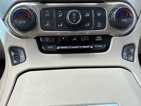 Used 2019 GMC Yukon Denali AWD/4WD image 17